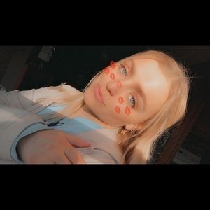 Meet your Posher, Dani